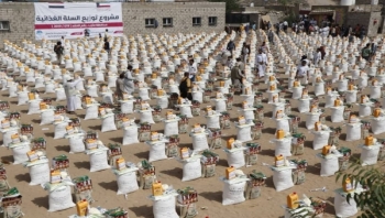 مساعدات غذائية كويتية للنازحين في محافظة مأرب