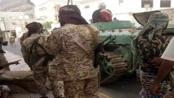 تجدد الاشتباكات في عدن بعد دعوة الانتقالي لاقتحام القصر الرئاسي