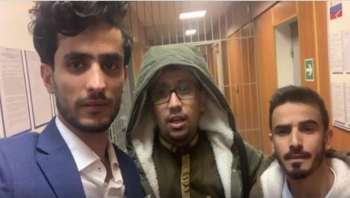 طالب يمني في روسيا: السفير صنع لنا فخاً واستدعانا ليتم اعتقالنا﻿