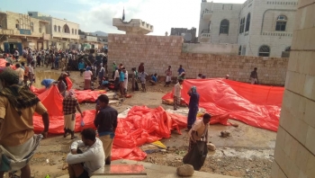المحتجون في سقطرى ينهون تظاهراتهم المطالبة بإقالة المحافظ