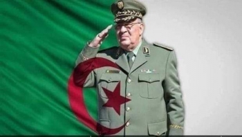 وفاة أحمد قايد صالح رئيس أركان الجيش الجزائري