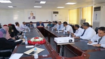 البنك المركزي يعلن عن خطة لتمويل استيراد مواد غذائية بسعر أقل