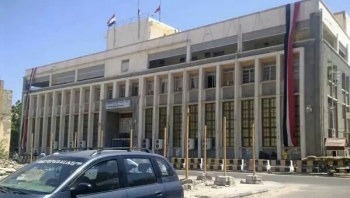 نائب محافظ البنك المركزي يوجه باستثناء رصيد صحيفة 14 أكتوبر من التصفير ويعد بصرفه للانتقالي