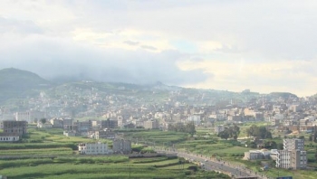 الحوثيون بإب ينفذون حملة مداهمات واسعة لمنازل عدد من المواطنين
