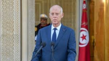 كورونا.. الرئيس التونسي يعلن حجرا صحيا كاملا على البلاد