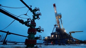 مسودة: اتفاق أوبك وروسيا على تمديد خفض إنتاج النفط حتى نهاية يوليو