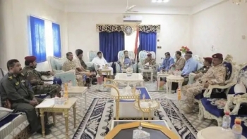 اجتماع أمني وعسكري في المهرة يقر حماية المحافظة من الانزلاق في الفوضى