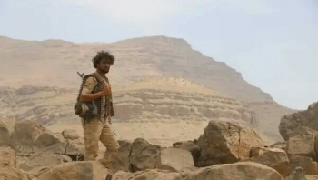 وزير الدفاع: ماضون في المعركة المصيرية حتى إنهاء الانقلاب.. والحكومة: دعم الجبهات أولوية قصوى