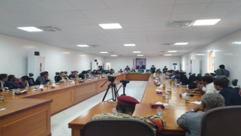 شبوة : وصول وفداً من الصحفيين في الوكالات الأوروبية للإطلاع على مشاريع التنمية