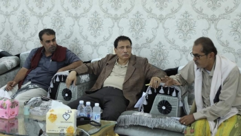 محافظ المهرة يطلع على أوضاع نادي حوف الرياضي وسبل النهوض بأدائه ويعتمد عددا من احتياجاته