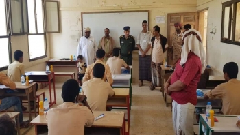 رئيس لجنة الخدمات بحصوين يدشن امتحانات شهادة الثانوية العامة في المديرية