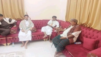 المهرة :الوكيل كلشات ومدير الأمن في زيارة عيدية لرئيس المجلس العام السلطان محمد آل عفرار