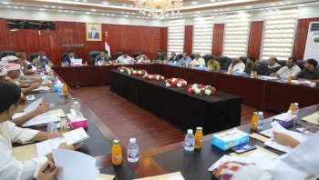 بن ياسر : المهرة حافظت على البعد عن الصراعات السياسية وحرية التعبير مكفولة مالم تضر بالمصلحة العامة