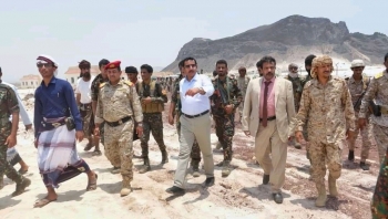 المهرة: لجنة الاعتصام تبارك وتؤيد تحركات أبناء شبوة لتحرير منشأة بلحاف من القوات الإماراتية
