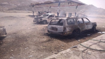 مقتل 3 مدنيين بقصف صاروخي حوثي استهدف محطة بمديرية عين