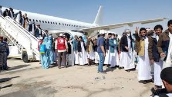 عدن ..منظمة الصليب الأحمر تؤكد تسهيلها نقل أكثر من 100 محتجز