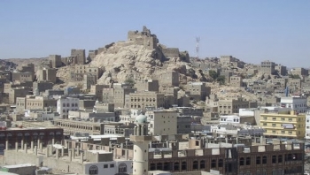 البيضاء .. مقتل وإصابة 13 شخصا بتفجير قنبلة داخل أحد المساجد
