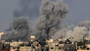 غزة .. عشرات الشهداء والمقاومة تعلن قصف تل أبيب ومصرع عدد من جنود الاحتلال