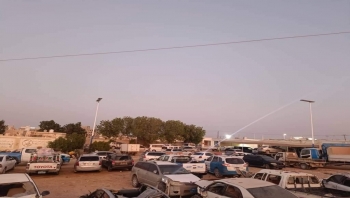 شرطة السير بالمهرة تضبط 25 سيارة مخالفة للقواعد المرورية