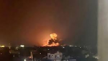 عدوان أمريكي بريطاني يستهدف محافظة الحديدة بخمس غارات
