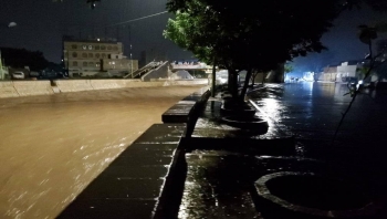 صنعاء .. فيضان السائلة بسبب الأمطار الغزيرة"صور"