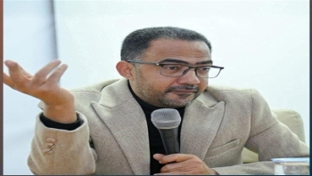 رحيل فؤاد الحميري.. نعي يمني واسع وإشادات بحياة الشاعر والثائر البارز