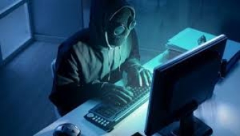 جماعة هكرز تبنت هجوماً سيبرانياً على خوادم الاتصالات في صنعاء وتهدد بهجمات جديدة
