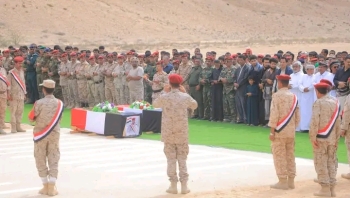 المهرة .. تشييع جثماني شهيدي الواجب زايد والوشلي