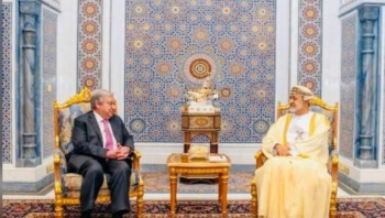 سلطان عُمان يبحث هاتفيًا مع الأمين العام للأمم المتحدة الوضع في غزة واليمن