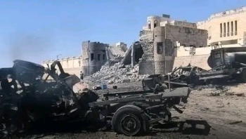 تفجير انتحاري يستهدف المجمع الحكومي في المحفد ويوقع قتلى وجرحى من قوات الانتقالي