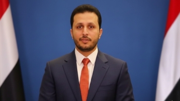 مستشار وزير الإعلام: الزبيدي رفض الدولة واختار قيادة جماعة مسلحة