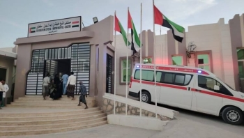 سقطرى تواجه مخاوف "الشلل الكامل" مع بدء انسحاب الشركات الإماراتية