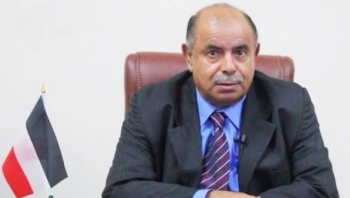 محافظ حضرموت الخمبشي يكشف عن سجون سرية إماراتية وضبط متفجرات