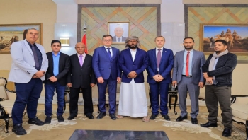 الشيخ عمرو بن حبريش يبحث مع السفير الروسي مستجدات الأوضاع في اليمن