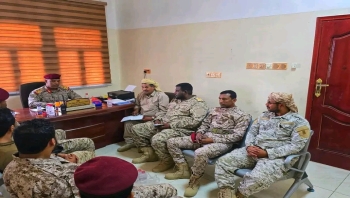 أركان محور الغيضة يترأس اجتماعًا لوحدات الاستخبارات في المهرة ويشدد على رفع الجاهزية