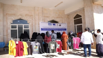 تدشين معرض "ألوان سقطرى" للرسم على القماش بمطار سقطرى الدولي لدعم وتمكين الفتيات