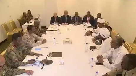 المعارضة السودانية ترشح عبد الله حمدوك رئيساً لحكومة السودان