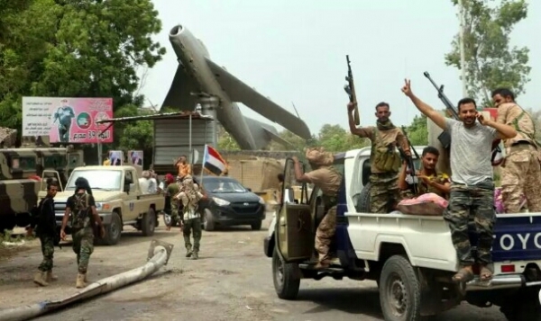 رويترز: الحكومة اليمنة تبدأ محادثات غير مباشرة مع الانفصاليين الجنوبيين