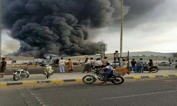 انفجارات تهز شوارع الحديدة وقصف مدفعي متبادل بين الجيش والمليشيا الحوثية