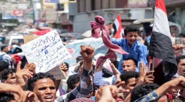 احتجاجات في عدن ضد الإمارات.. والمليشيات تقمع المتظاهرين بالرصاص