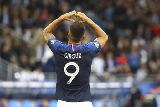 جيرو يضع فرنسا على أعتاب التأهل لنهائيات بطولة أوروبا 2020