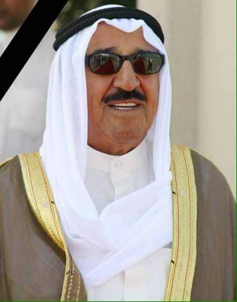 أمير الكويت يعود إلى البلاد بعد رحلة علاجية في أمريكا