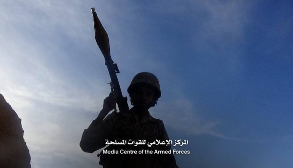 مقتل وجرح أكثر من 9 حوثيين بقصف مدفعي في جبهة مريس بالضالع