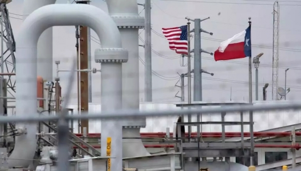 هل أوشكت أمريكا على تحقيق الاستقلال الكامل في مجال الطاقة؟
