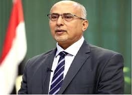 وزير يمني: الشرعية تعاني من تعدد الولاءات وبعضها تروج للمشروع الحوثي