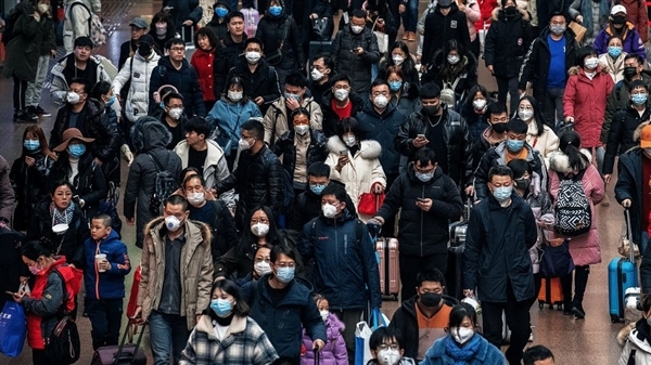 عدد المصابين بكورونا يزداد مجددا في الصين وركود محتمل باليابان وسنغافورة