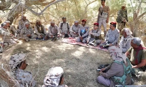 وزير الدفاع: معركتنا مستمرة حتى تحرير كافة الأراضي اليمنية