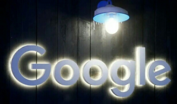 تختبئ في هاتف المستخدم.. غوغل تحظر 600 تطبيق يستخدم الإعلانات الخبيثة