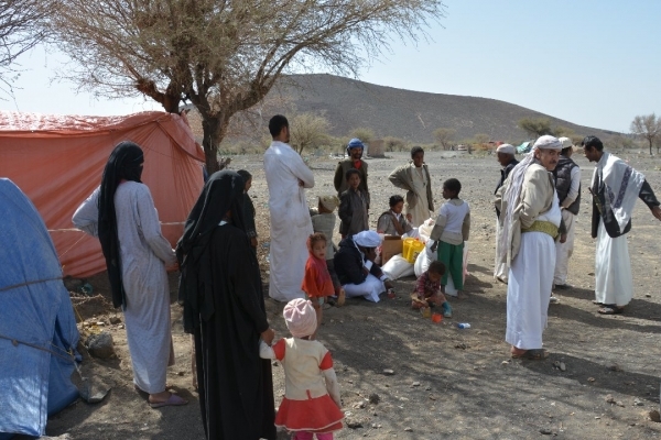 الصليب الأحمر: عشرات الآلاف من النازحين اليمنيين جراء القتال في الجوف أصبحوا دون طعام أو مأوى