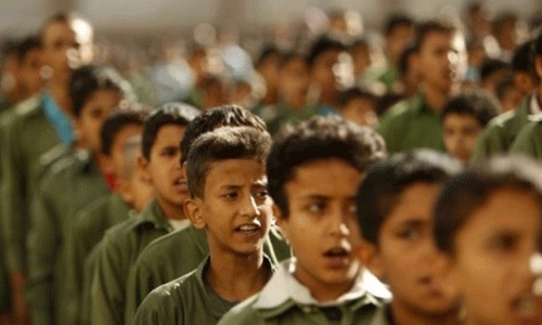 مليشيا الحوثي تؤجل الاختبارات في المدارس والجامعات حتى إشعار آخر